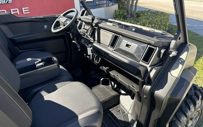 2026 Can-Am Defender MAX X Mr HD11 With Half-Doors