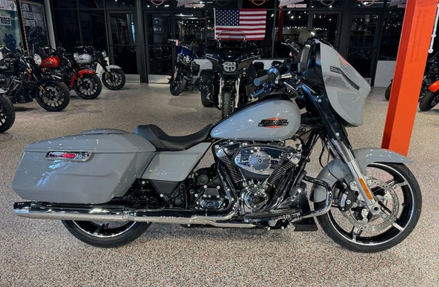 2026 Harley-Davidson FLHX - Street Glide
