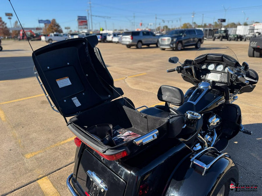 2014 Harley-Davidson® Trike Tri Glide® Ultra