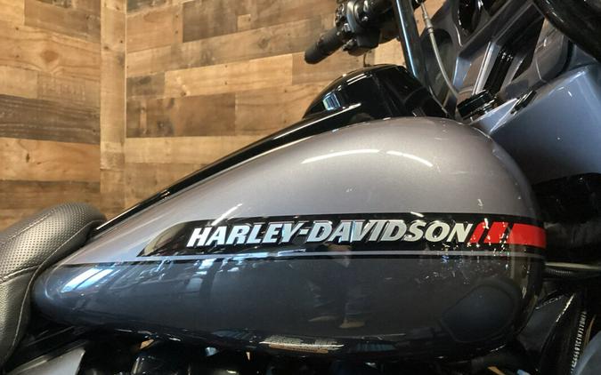 2020 Harley-Davidson CVO™ Limited Smoky Gray & Stormcloud FLHTKSE