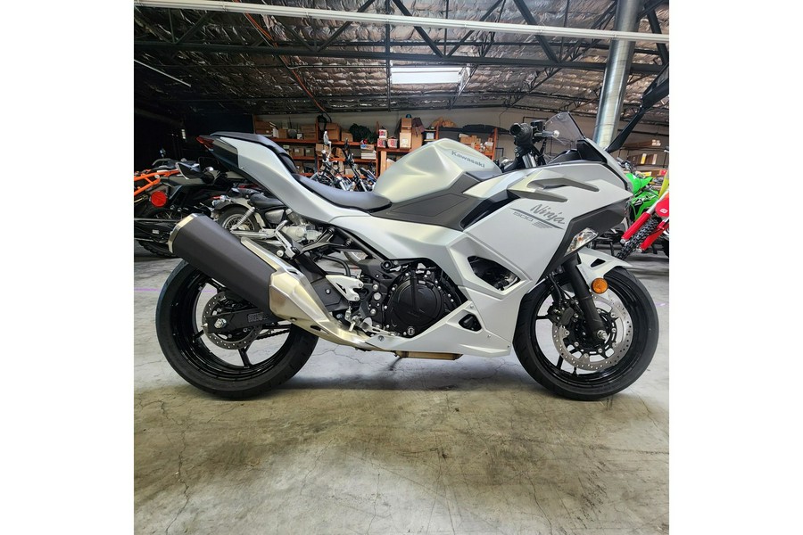 2024 Kawasaki Ninja 500 ABS