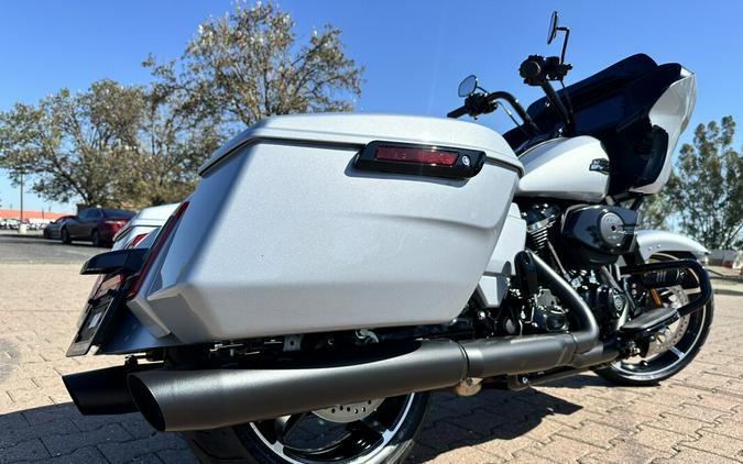 FLTRX 2024 Road Glide®