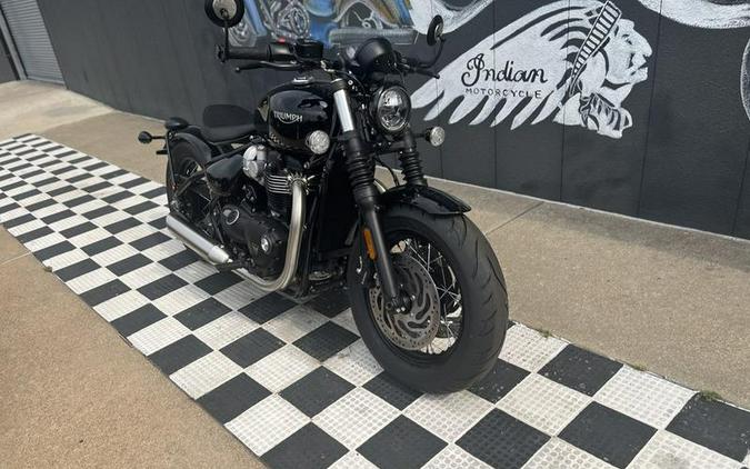 2024 Triumph Bonneville Bobber Jet Black