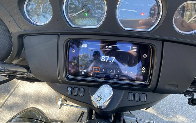 2022 Harley-Davidson® Tri Glide® Ultra FLHTCUTG