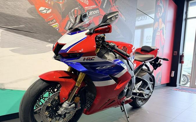 2026 Honda CBR1000RR-R Fireblade SP