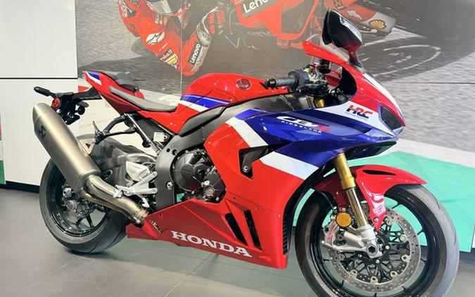 2026 Honda CBR1000RR-R Fireblade SP
