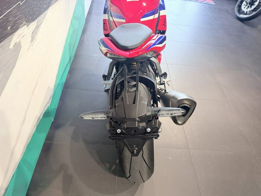 2026 Honda CBR1000RR-R Fireblade SP