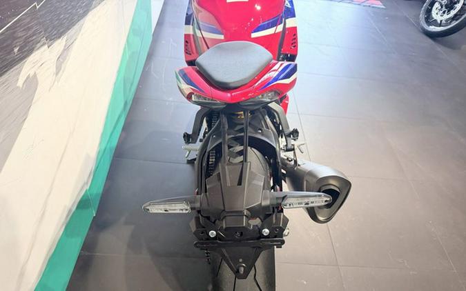 2026 Honda CBR1000RR-R Fireblade SP