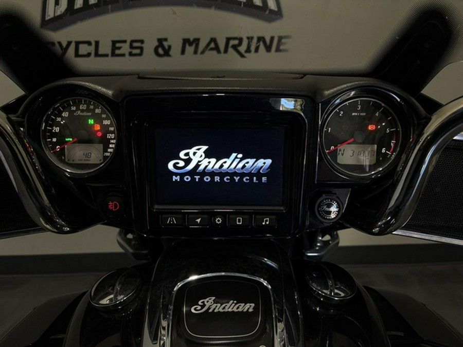2021 Indian Roadmaster Limited Thunder Black Azure Crystal
