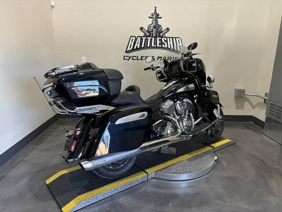 2021 Indian Roadmaster Limited Thunder Black Azure Crystal
