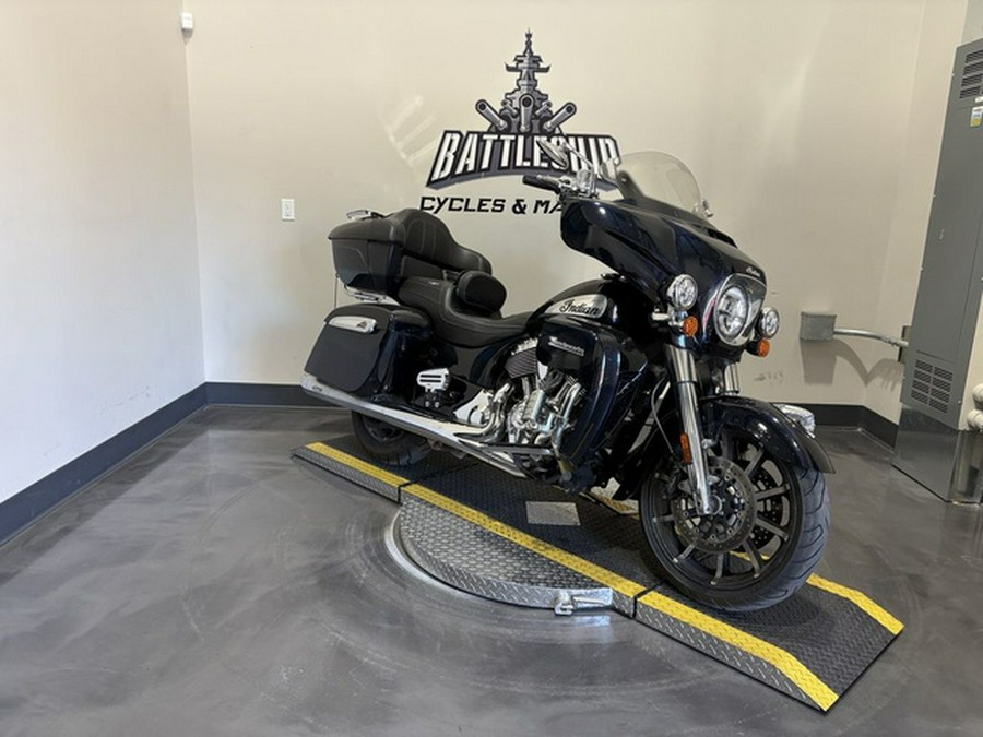 2021 Indian Roadmaster Limited Thunder Black Azure Crystal