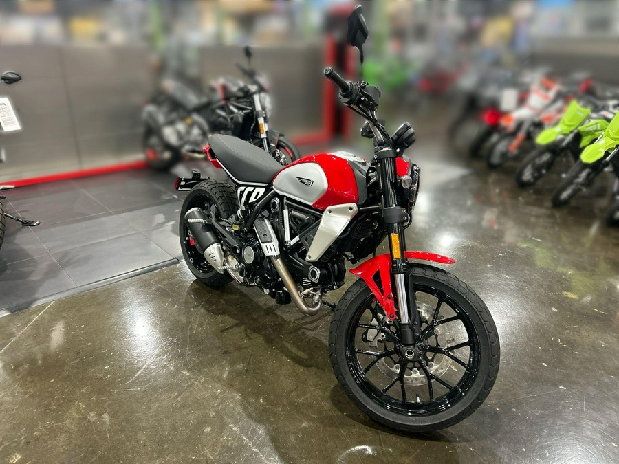 2025 Ducati SCRAMBLER 800 ICON