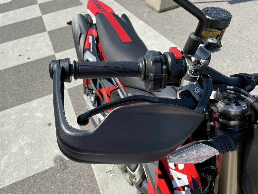 2025 Ducati Hypermotard 698 Mono RVE - DEMO -