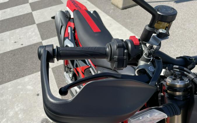 2025 Ducati Hypermotard 698 Mono RVE - DEMO -