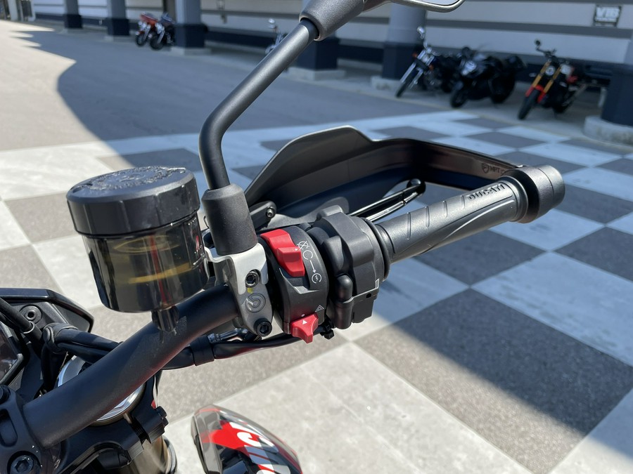 2025 Ducati Hypermotard 698 Mono RVE - DEMO -