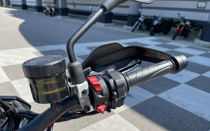 2025 Ducati Hypermotard 698 Mono RVE - DEMO -