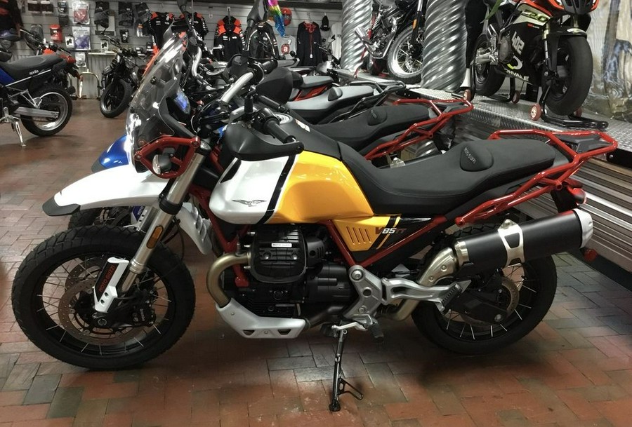 2022 Moto Guzzi V85 TT Adventure E5