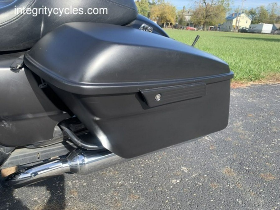 2016 Harley-Davidson® FLTRX - Road Glide®