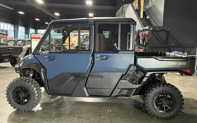 2026 Can-Am® 0009FTG00 DEFENDER