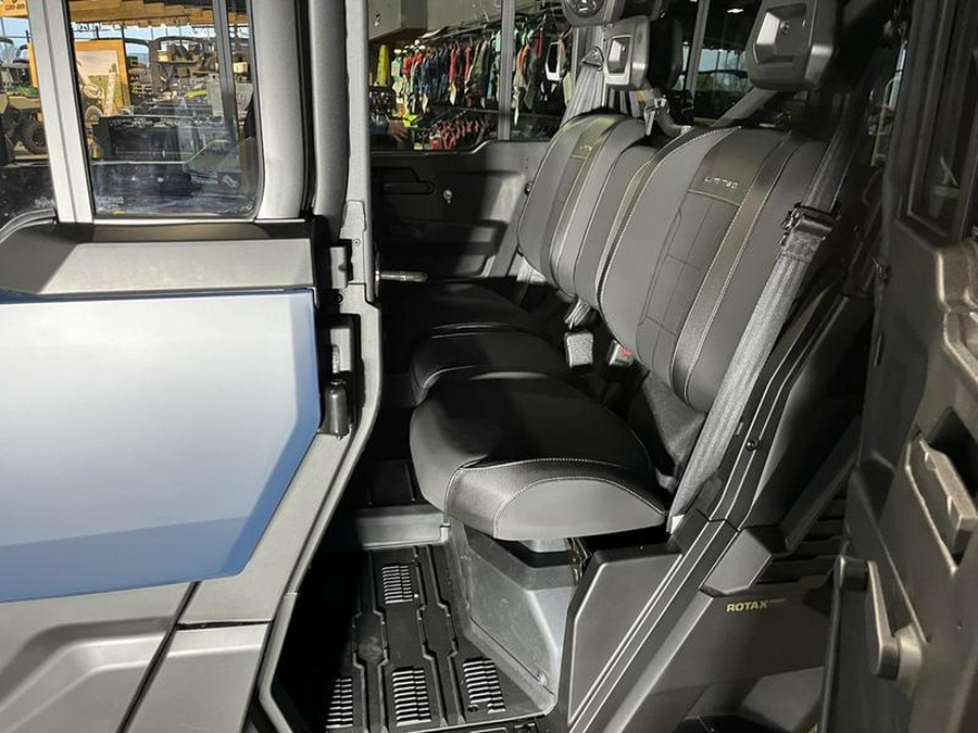 2026 Can-Am® 0009FTG00 DEFENDER