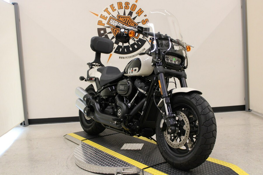 2022 FXFBS Fat Bob® 114 - In White Sand Pearl