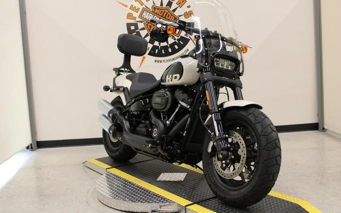 2022 FXFBS Fat Bob® 114 - In White Sand Pearl