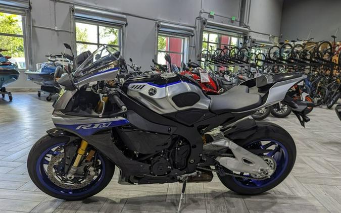 2019 Yamaha YZF R1M