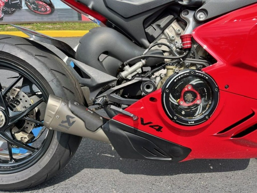 2022 Ducati Panigale V4 Ducati Red