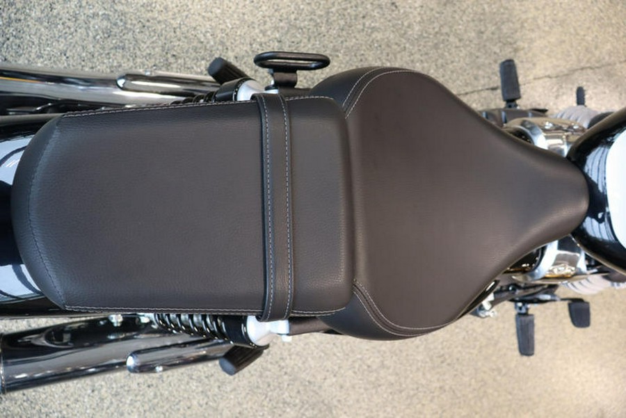 2024 Royal Enfield Super Meteor 650 Interstellar Grey