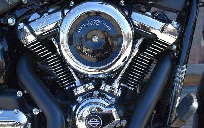 2025 Harley-Davidson® Heritage Classic FLHC