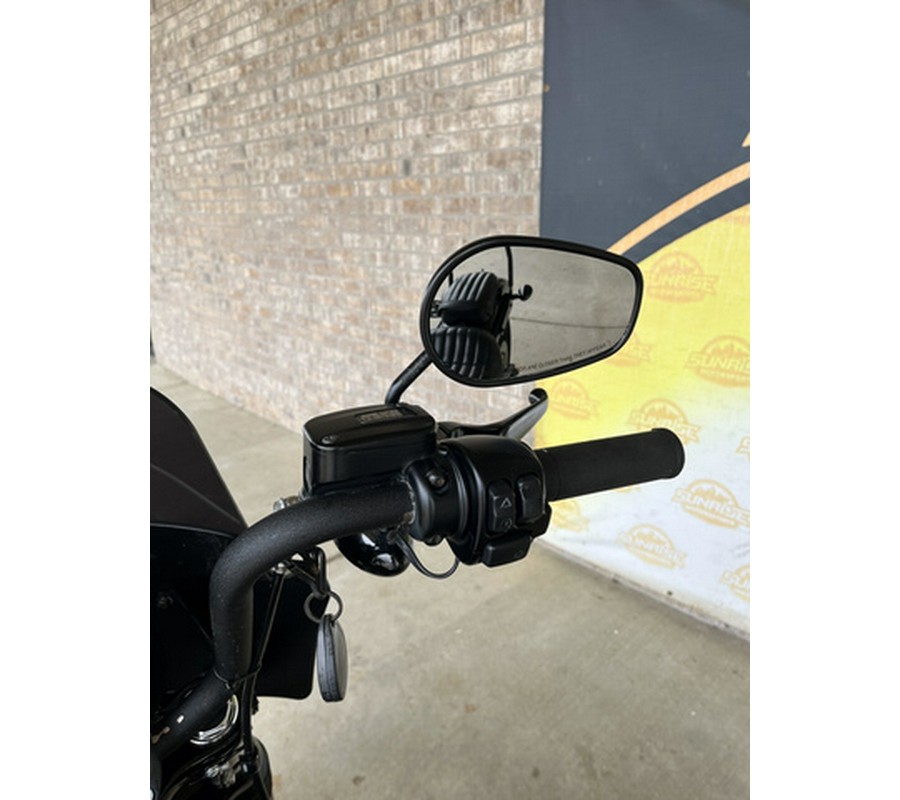 2021 Harley-Davidson Softail Street Bob