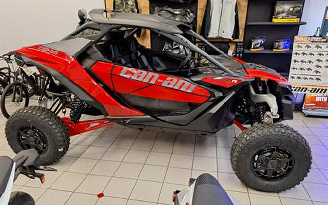 2024 Can-Am Maverick R X 999T DCT