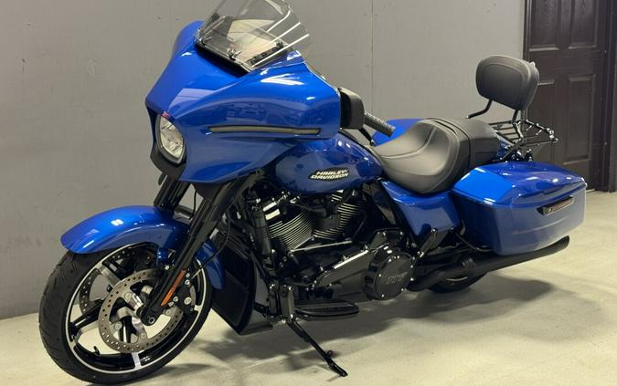 FLHX 2024 Street Glide®