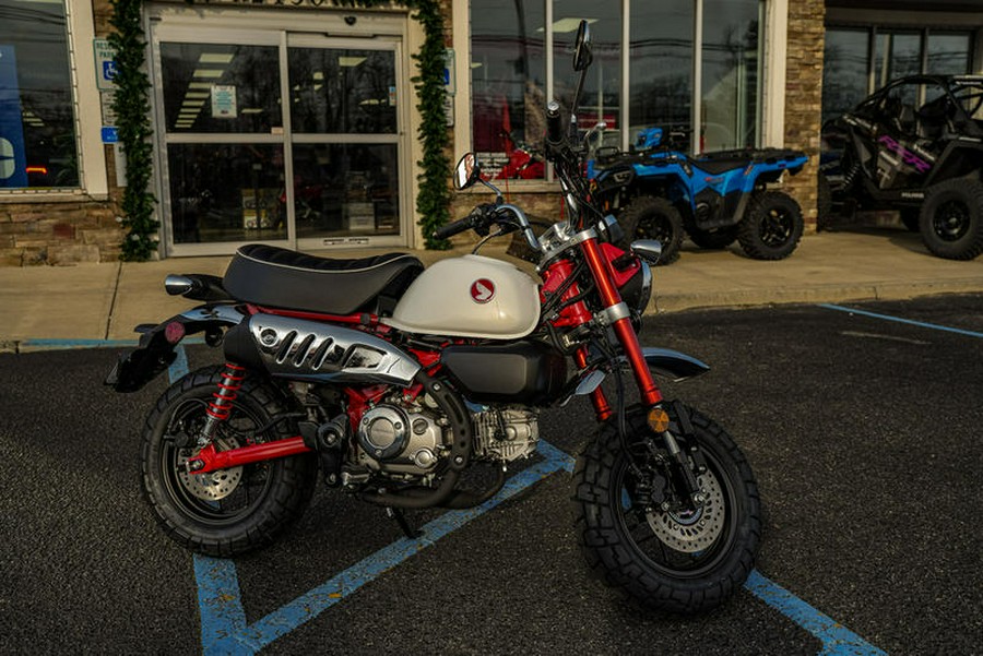 2025 Honda® Monkey ABS