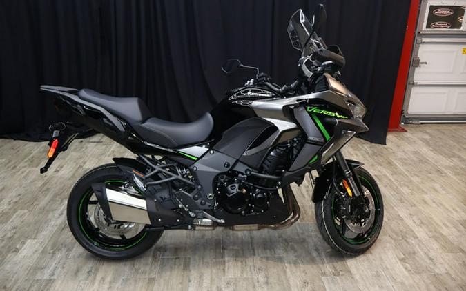 2025 Kawasaki Versys 1100 SE LT ABS