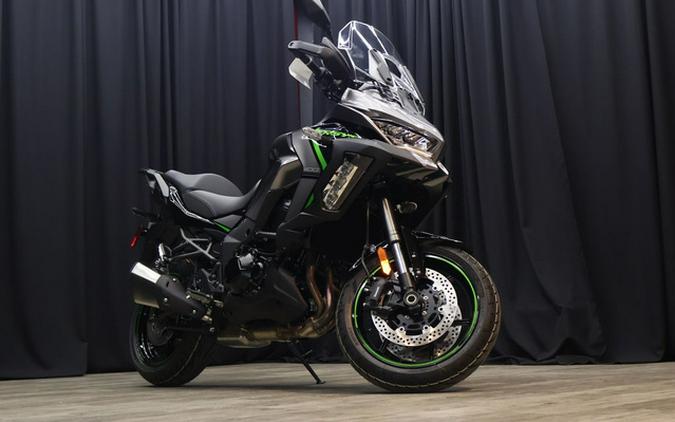 2025 Kawasaki Versys 1100 SE LT ABS