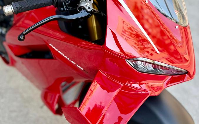 2027 Ducati PANIGALE V4R