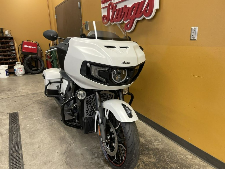 2021 Indian Motorcycle® Challenger® Dark Horse White Smoke