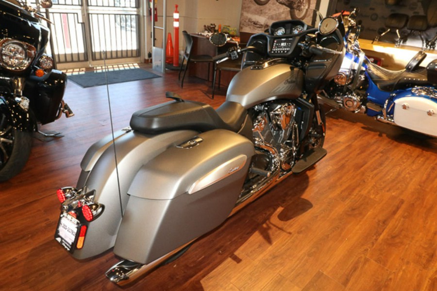 2025 Indian Motorcycle® Challenger® Heavy Metal Smoke