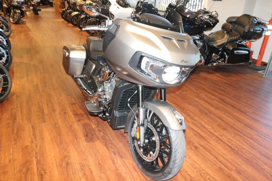 2025 Indian Motorcycle® Challenger® Heavy Metal Smoke