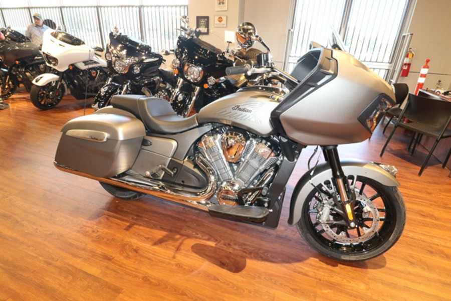 2025 Indian Motorcycle® Challenger® Heavy Metal Smoke