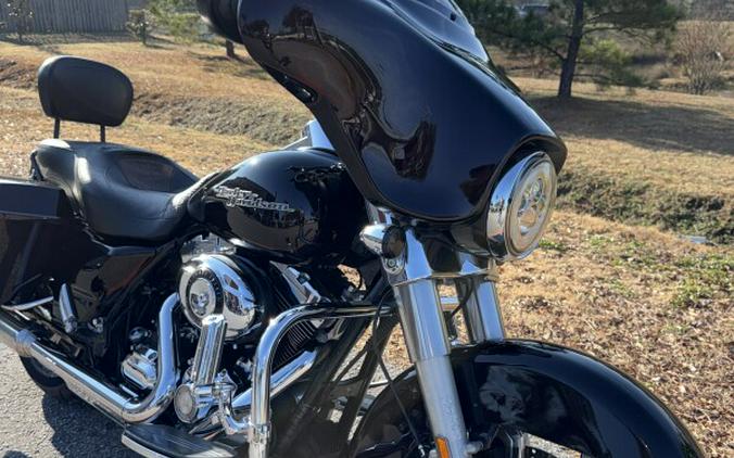 2011 Harley-Davidson® FLHX Street Glide®