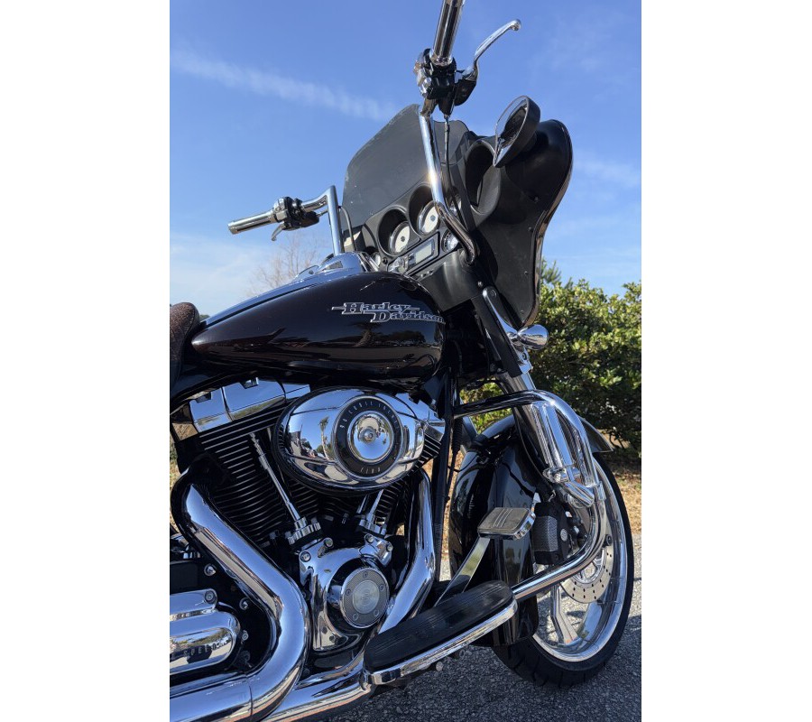 2011 Harley-Davidson® FLHX Street Glide®