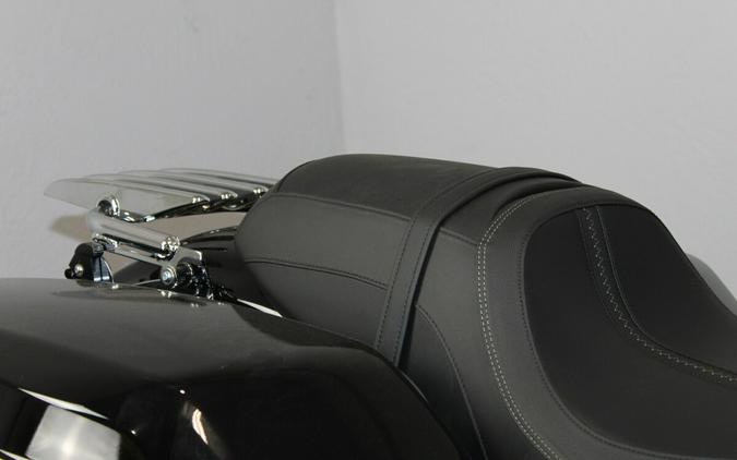 Harley-Davidson® Street Glide® 2025 Vivid Black