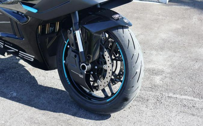 2025 CFMOTO 675SS