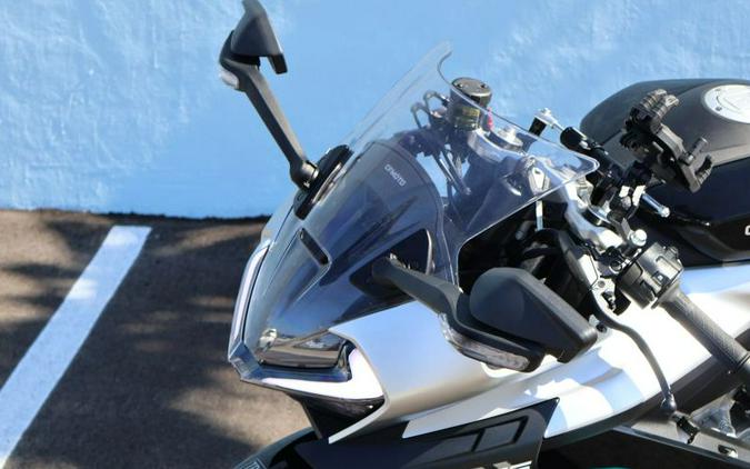 2025 CFMOTO 675SS