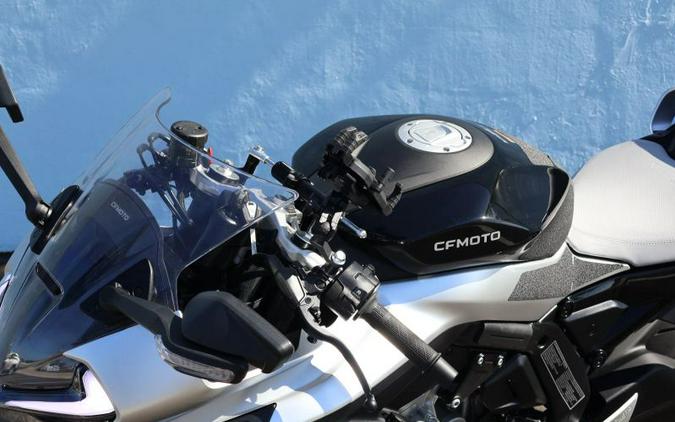 2025 CFMOTO 675SS