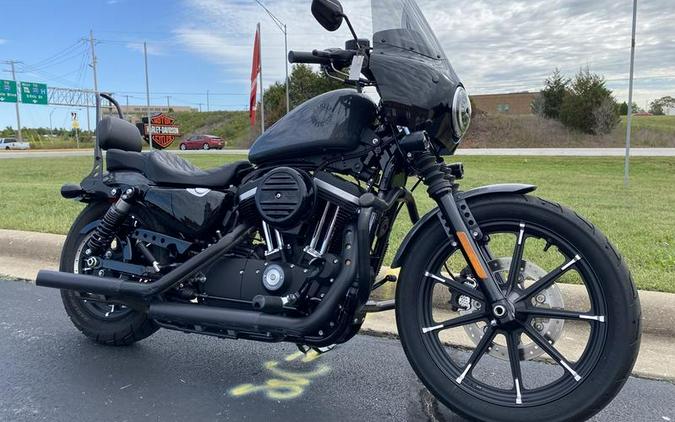 2022 Harley-Davidson Iron 883 Review [Air-Cooled Sportster]