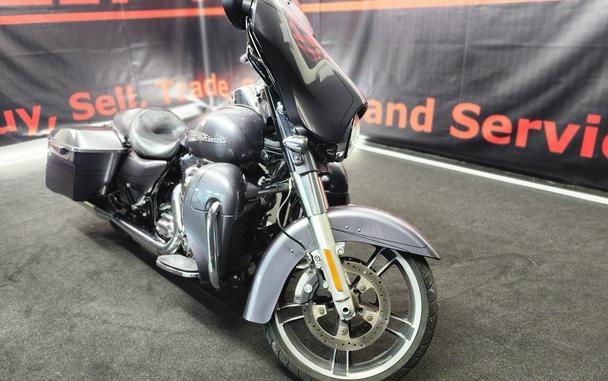 2014 Harley-Davidson® FLHXS