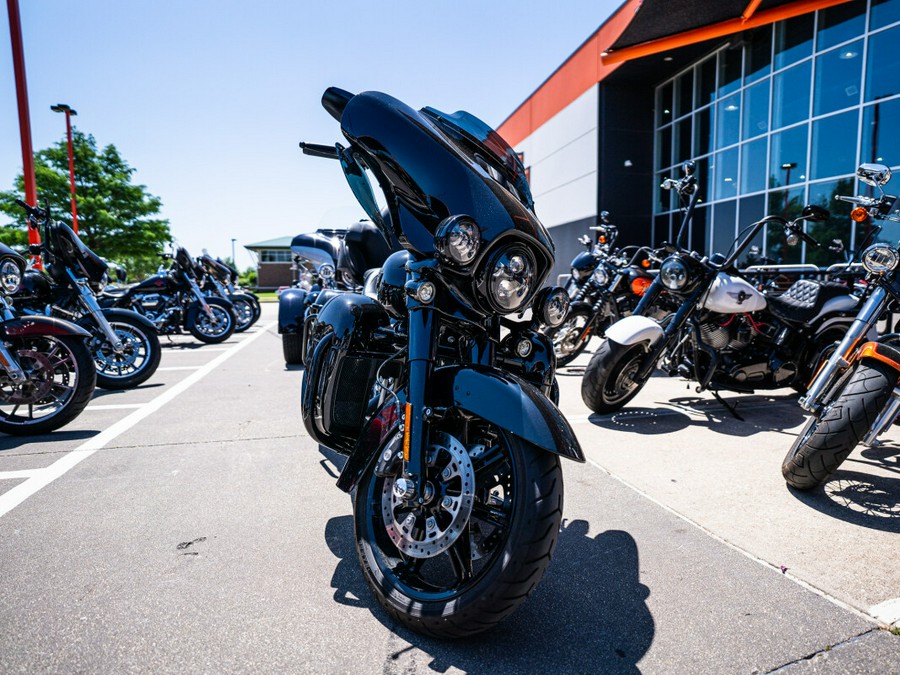 2023 Harley-Davidson Ultra Limited BLACK